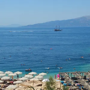Ardit Seaside Appartamento